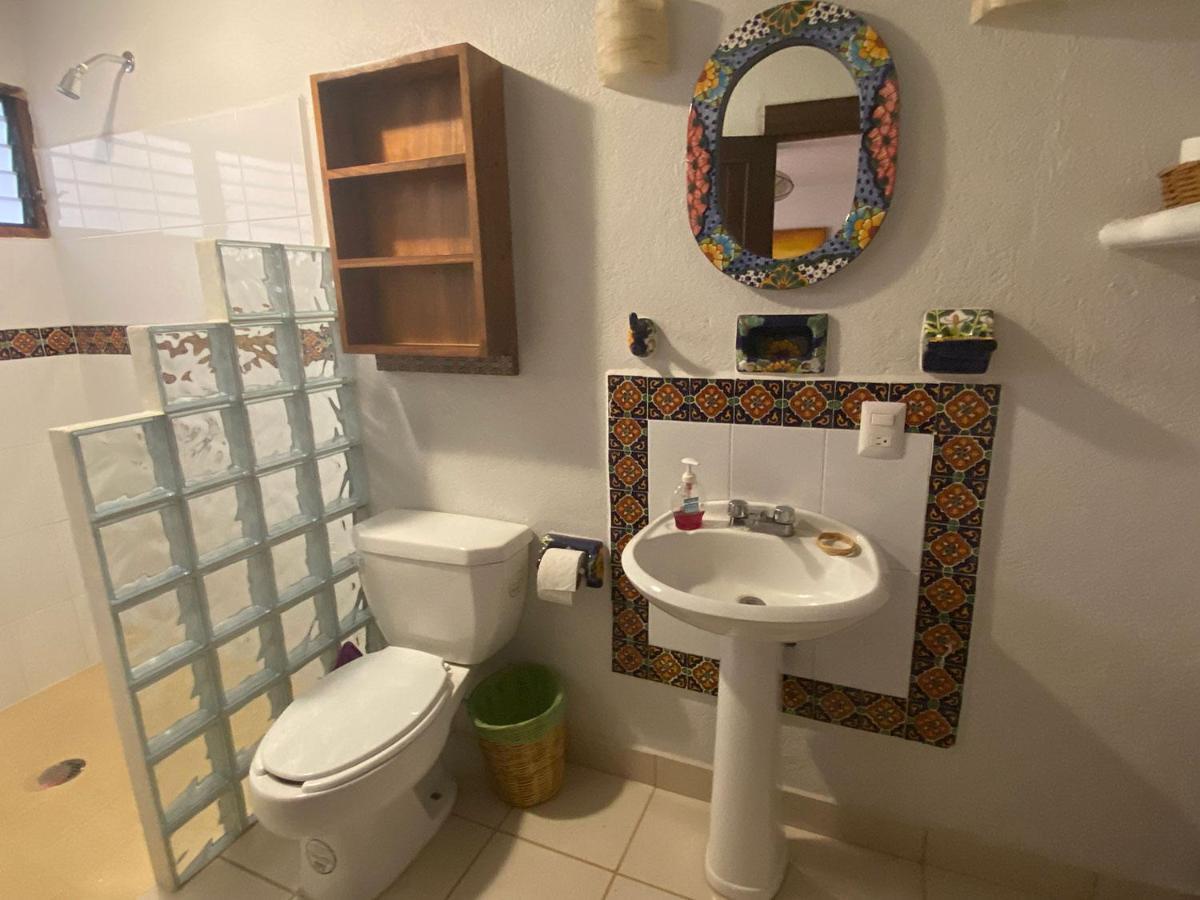 Zandoyo Bed & Breakfast プエルト・エスコンディード エクステリア 写真